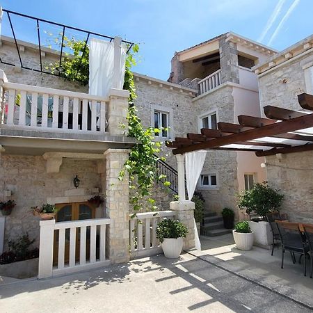 Stone House Apartments Didini Dvori Λομπάρδα Εξωτερικό φωτογραφία
