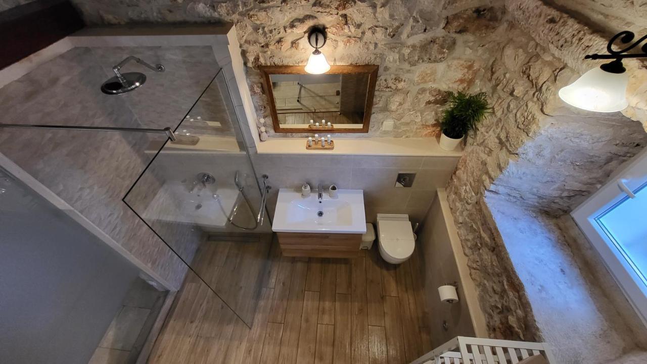 Stone House Apartments Didini Dvori Λομπάρδα Εξωτερικό φωτογραφία
