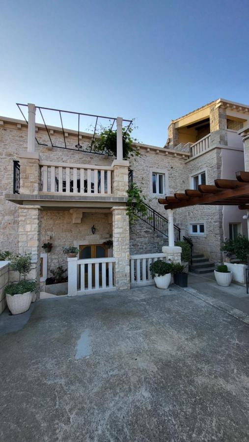 Stone House Apartments Didini Dvori Λομπάρδα Εξωτερικό φωτογραφία