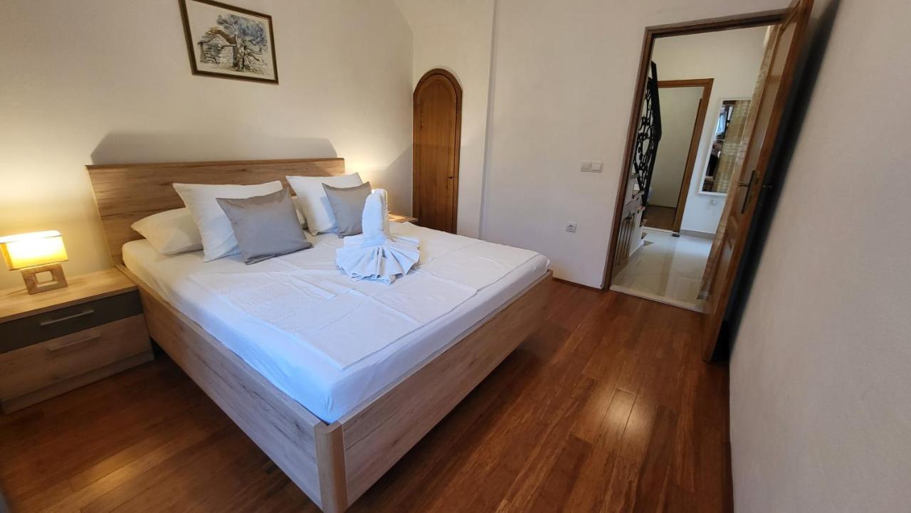 Stone House Apartments Didini Dvori Λομπάρδα Εξωτερικό φωτογραφία