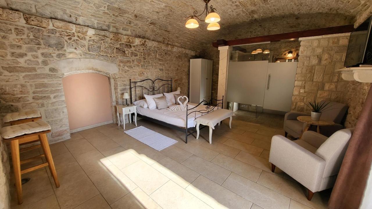 Stone House Apartments Didini Dvori Λομπάρδα Εξωτερικό φωτογραφία