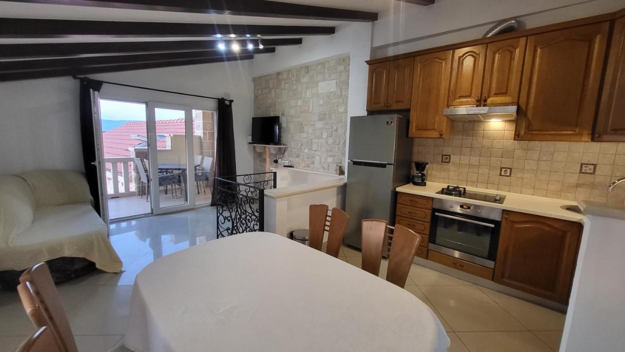 Stone House Apartments Didini Dvori Λομπάρδα Εξωτερικό φωτογραφία
