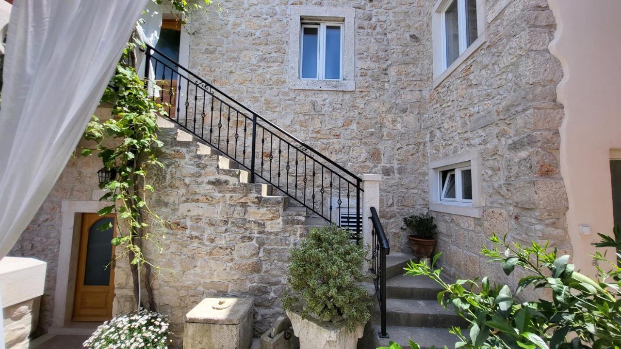 Stone House Apartments Didini Dvori Λομπάρδα Εξωτερικό φωτογραφία
