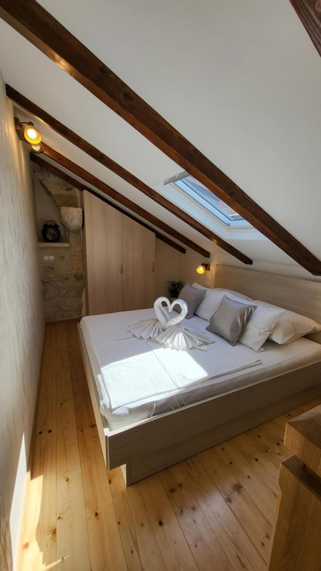 Stone House Apartments Didini Dvori Λομπάρδα Εξωτερικό φωτογραφία