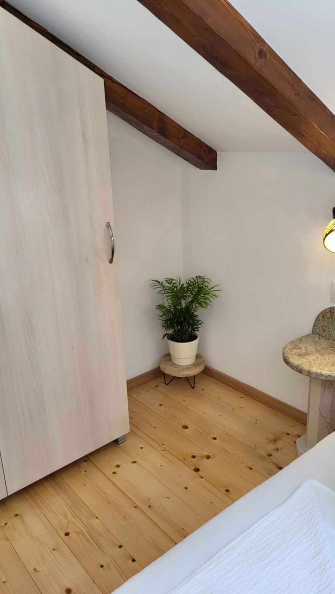 Stone House Apartments Didini Dvori Λομπάρδα Εξωτερικό φωτογραφία